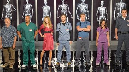 Кем главные герои стали во втором сезоне сериала «Клиника»?