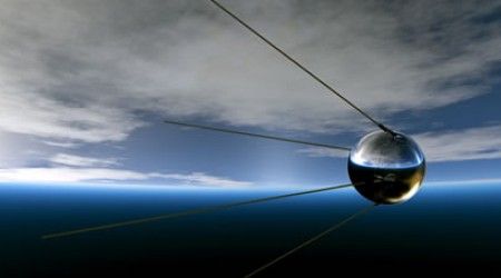 Сколько антенн имел первый искусственный спутник Земли?