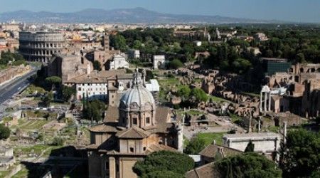 Как называется один из семи холмов Рима?