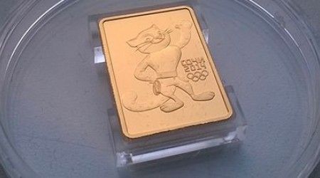 Монета выпущена Банком России 27 декабря 2011 года. На монете изображен официальный талисман олимпийских игр в Сочи. Какого номинала данная монета? (7,78 гр. золота)
