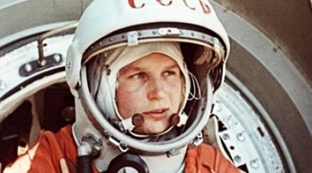 Имя первой женщины-космонавта?