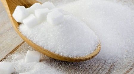 Из какого сырья сахар промышленным способом не получают?