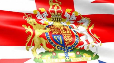 На каком языке сделана надпись «Бог и моё право» на гербе Великобритании?