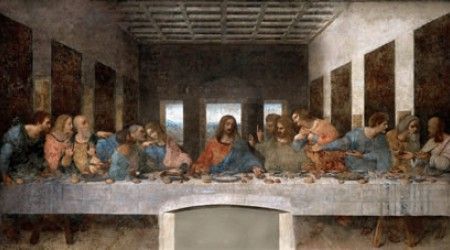 Сколько персонажей вопреки традиции Леонардо да Винчи изобразил на картине «Тайная вечеря»?