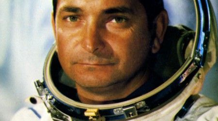 Кто из космонавтов находился в космическом полете на «Востоке-5» одновременно с первым полетом Валентины Терешковой на «Востоке-6»?