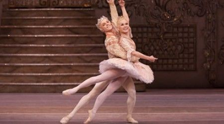 Как зовут фею, которая танцует в балете «Щелкунчик»?