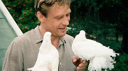 В одном из эпизодов фильма «Любовь и голуби» дядя Митя говорит, что праздник «прошел впустую». Какой праздник он имел ввиду?