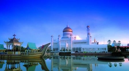 Кто правит государством Бруней?