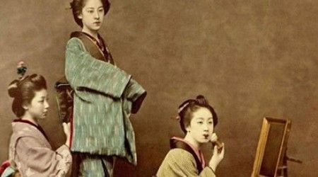 Что японки до начала ХХ века традиционно делали с зубами для красоты?