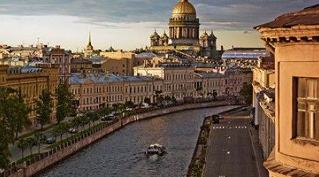 Какой из музеев НЕ находится в Санкт-Петербурге?