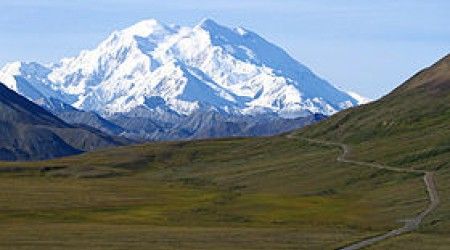 В честь кого названа высшая точка США - гора Мак-Кинли?