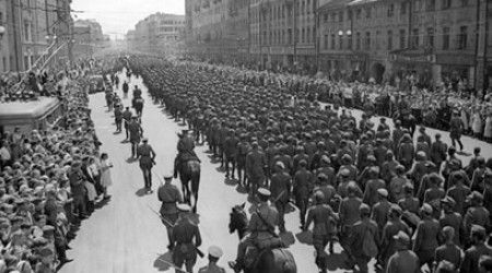 Как называлась операция НКВД, в рамках которой прошло шествие немецких военнопленных по улицам Москвы 17 июля 1944 года?