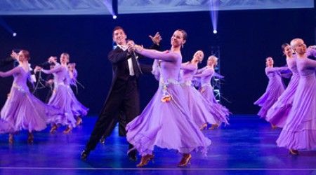 Какое из этих бальных танцев НЕ входит в европейскую программу?