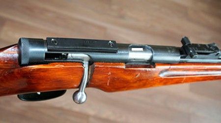 На оружейном заводе какого города России разработана малокалиберная винтовка ТОЗ-8М?