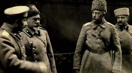Кого усмирял генерал Деникин в 1919 году?