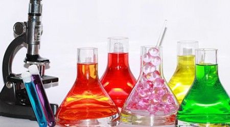Какую кислоту химики получали с помощью прокаливания сульфатов?