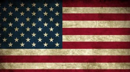 Сколько полос было на первом флаге США?