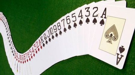 Какая из карточных мастей считается самой старшей при игре в бридж?