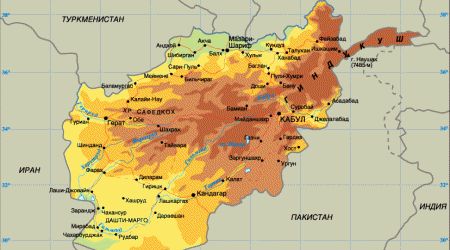 Представителей народов какой языковой семьи больше всего в Афганистане?