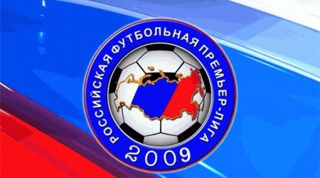 Сколько команд соревнуются в Российской футбольной Премьер-лиге?