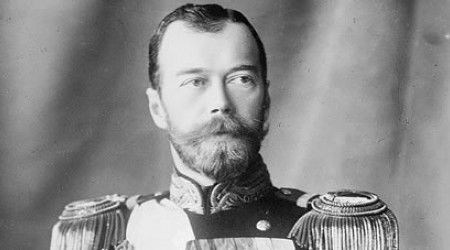 Кто сопровождал на коронацию Николая II, но имя себе сделал в войнах с советской Россией?