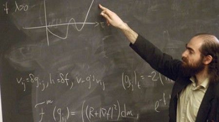 Чью гипотезу доказал Григорий Перельман, отказавшийся от миллиона долларов и самой престижной награды в области математики?