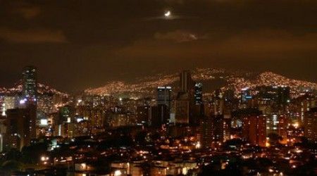 Чьей столицей является город Каракас?