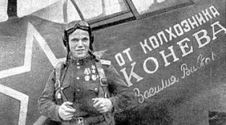 Маршалом каких войск был Иван Никитович Кожедуб, трижды Герой Советского Союза?