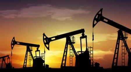 Как называется газ, получаемый при добычи нефти?