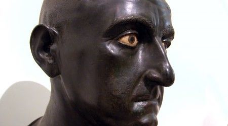 Какое почетное прозвище имел римский полководец Публий Корнелий Сципион Старший?
