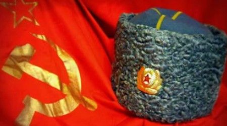 Что в СССР являлось зимним головным убором полковника?