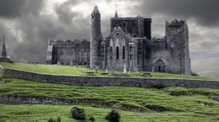 Как в Древней Ирландии подданные демонстрировали преданность королю?