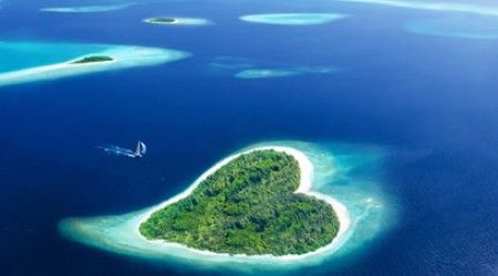 Какой остров считается самым большим островом в мире, который не является континентом?