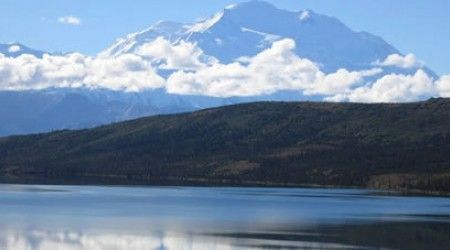 Что делает каждый посетитель национального парка США в Орегоне перед началом экскурсии?