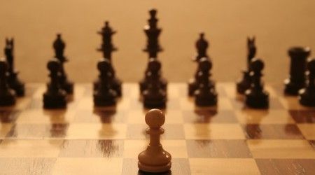 Как называется проблемное положение в шахматах, когда любой ход приводит к значительному ухудшению ситуации?