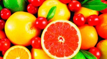 От какого латинского слова происходит слово «витамин»?