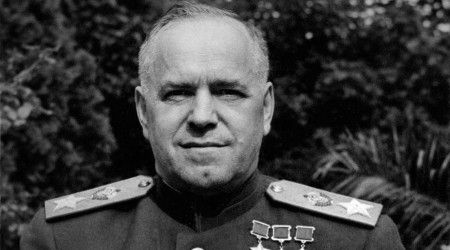 Кто от имени советского Верховного Главнокомандования принял капитуляцию фашистской Германии?