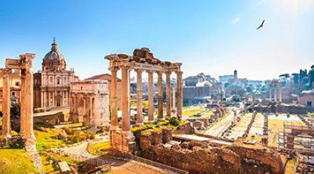 Ещё в Античности Рим стали часто называть Вечным. Какой римский поэт одним из первых стал так назвать Рим?