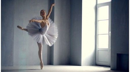 Какое из этих балетных движений означает полный оборот тела на месте?