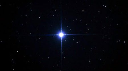 В каком зодиакальном созвездии находится звезда Спика?