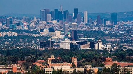 Какой из этнических кварталов Лос-Анджелеса чаще всего упомянут в произведениях Чарльза Буковски?