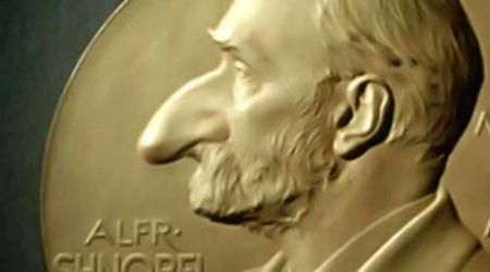 Какую премию за 10 лет до Нобелевской получил Андрей Гейм, физик из России, работающий в Англии?