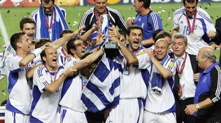 В какой стране состоялся чемпионат Европы по футболу в 2004 году?