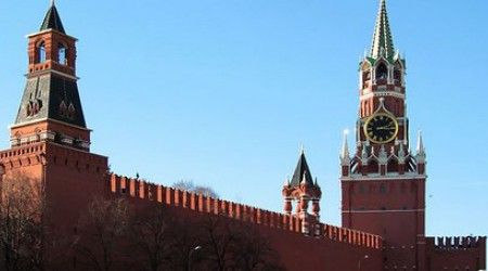 Какой сад находится в стенах московского Кремля?