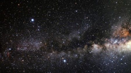 Самая яркая звезда какого созвездия называется Альтаир?
